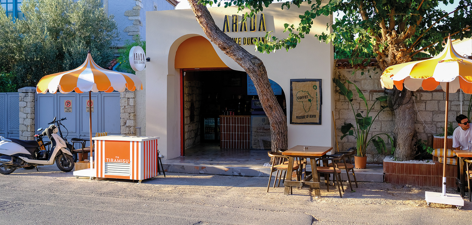 alaçatı arada kahve dükkanı