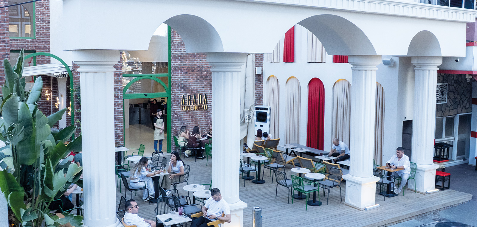 çengelköy arada kahve dükkanı